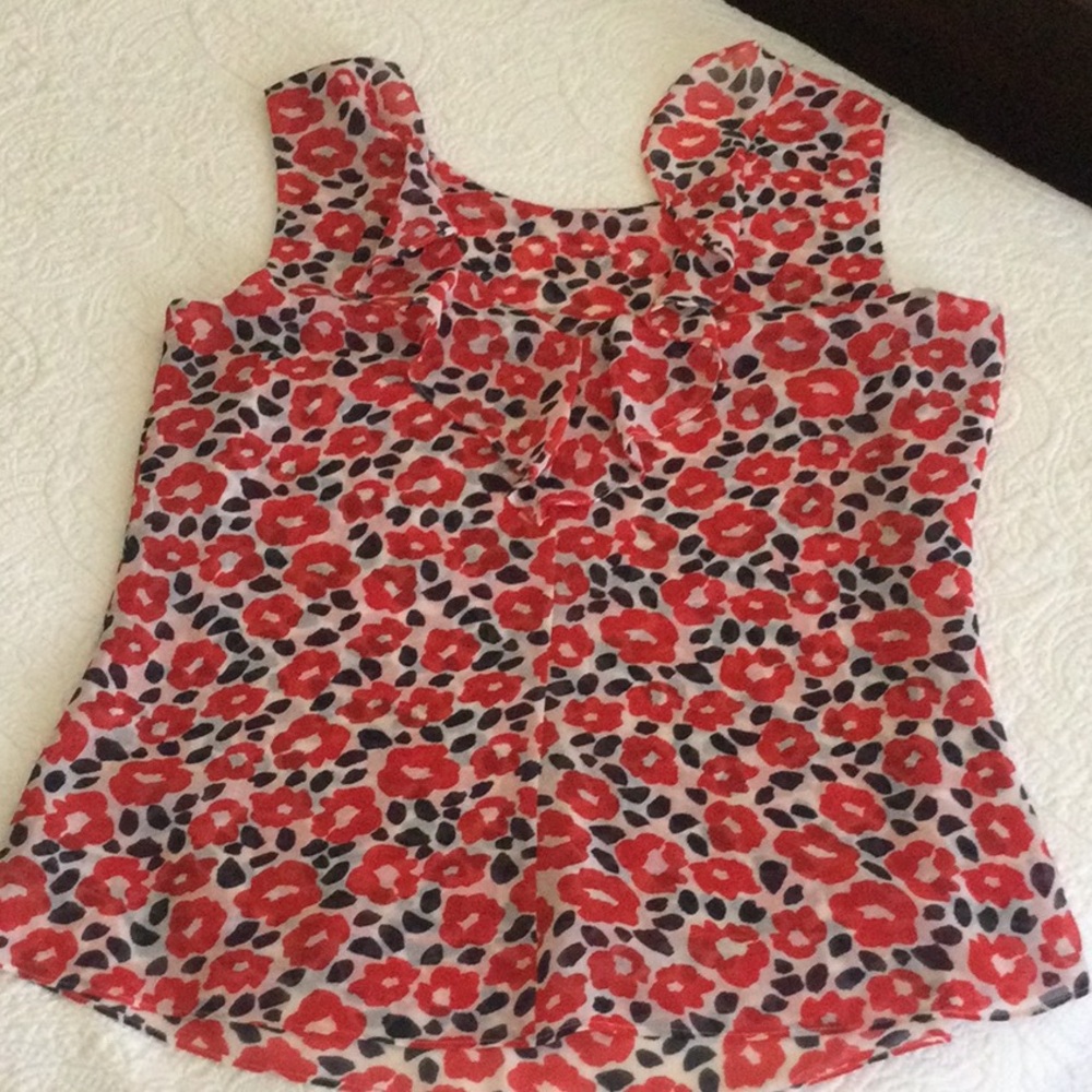 Cabi Floral Red Sleeveless Women's Top